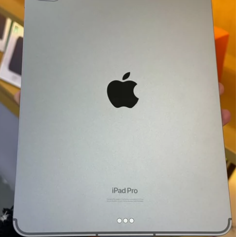 iPad pro 2021款平板电脑，11...