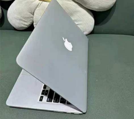 转让女生自用i9顶配16寸笔记本电脑苹果，...