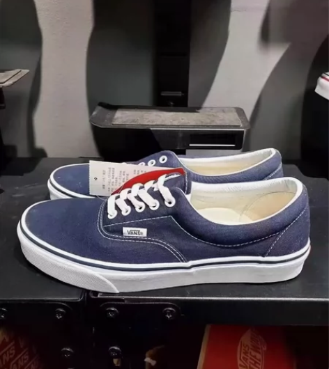 ［断码清仓］99元 范斯/Vans 休闲板...