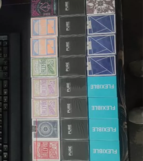 退坑,全新未拆封一些练习牌。 喜欢的代价来...