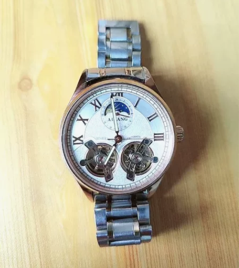爱浪手表，机械表，很少使用，95新，全自动...