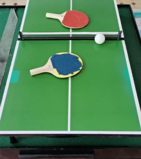 优质迷你型兵浜球桌台可折叠小孩用，大概80...