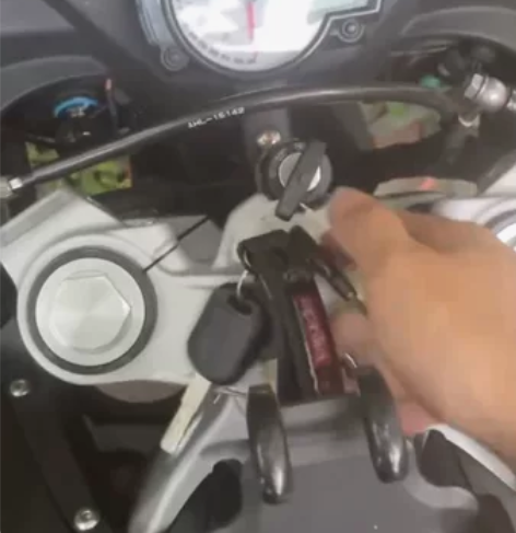 19年阿普利亚abs版原价21980，1万...