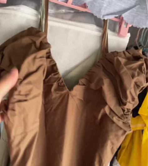 法式温柔赫本风连衣裙女2023夏装新款复古...