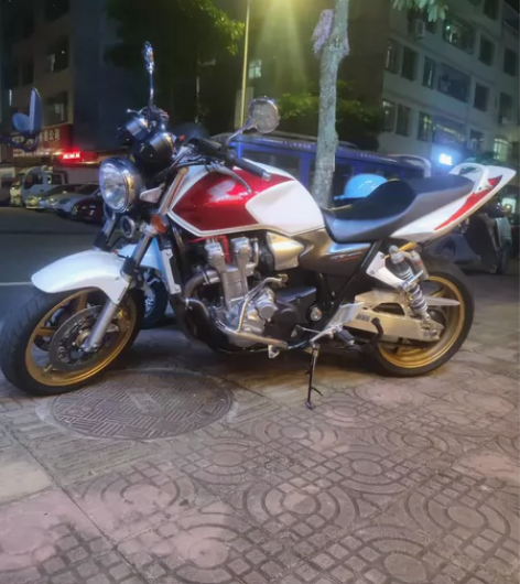 08/25周年纪念版花CB1300高配ab...