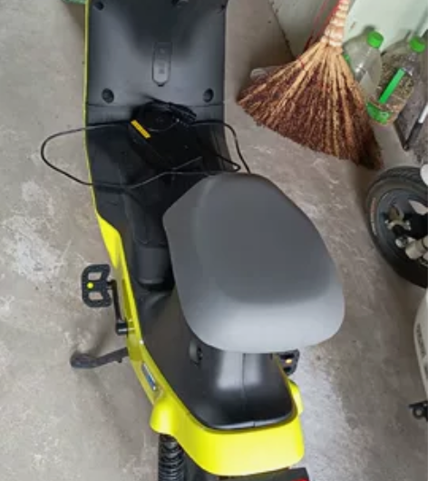 小牛电动车,代步,几乎全新,表显11km,...