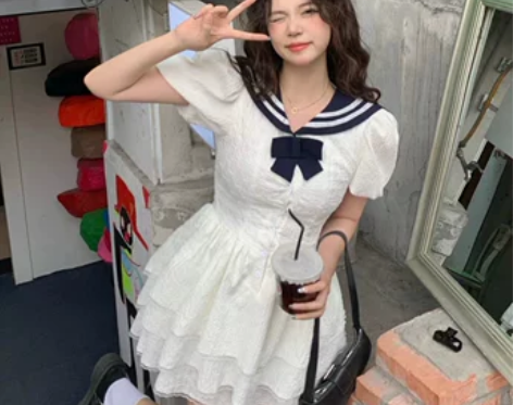 大码胖mm减龄海军领连衣裙女夏季学院风收腰...