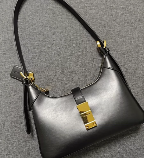 cocoarlene牛角包 破产姐妹小号 ...