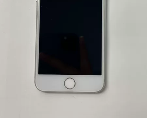 苹果8代，64G，三网通，电池74 功能正...
