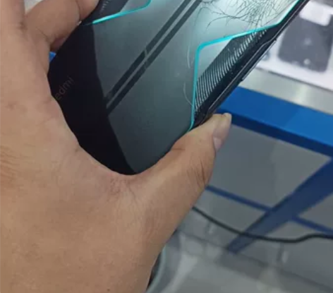 红米k50 电竞奔驰，重摔不开机，密码不清...