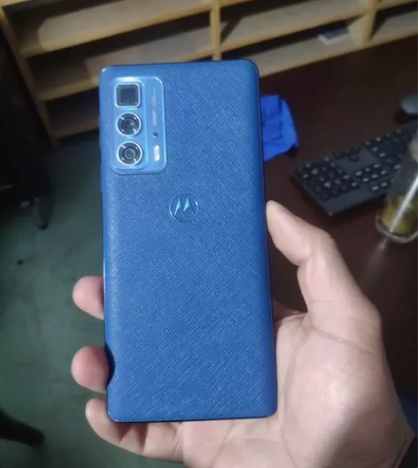 摩托罗拉edgespro 自用手机一部。1...