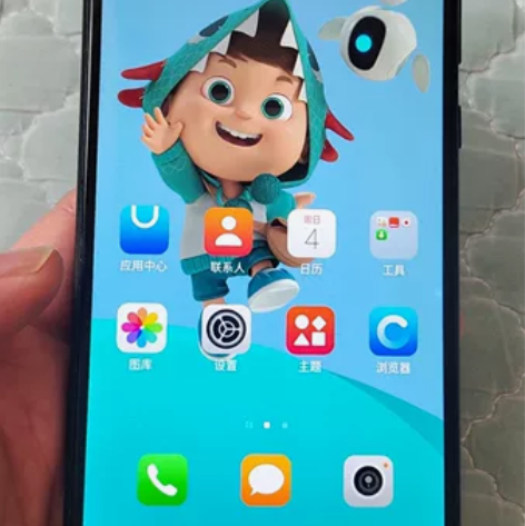 海信智能手机 备用手机 功能正常，成色如图...