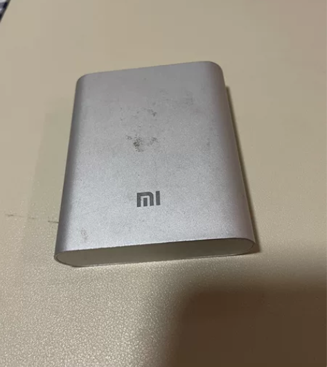 小米充电宝 10400毫安 功能正常 就是...