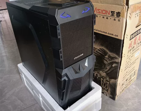 全新电脑机箱,后面又买多了一台闲置的,全新...