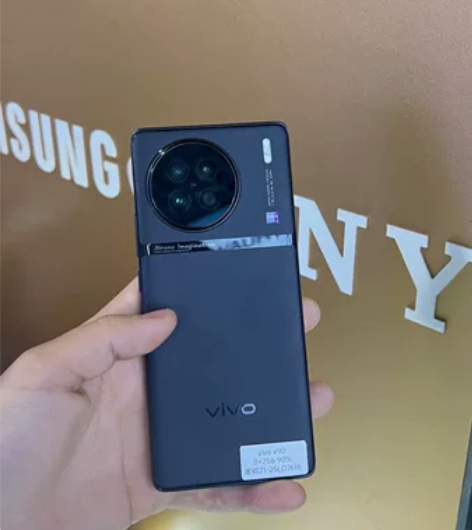 型号：vivoX90 内存：8+256 成...