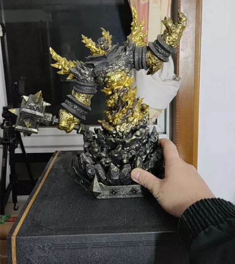 魔兽世界炎魔之王。15周年纪念雕像。炎魔之...