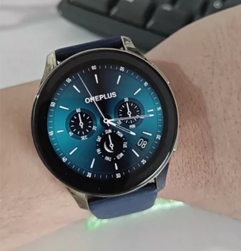 一加watch钴合金限定版智能手表 有划痕...