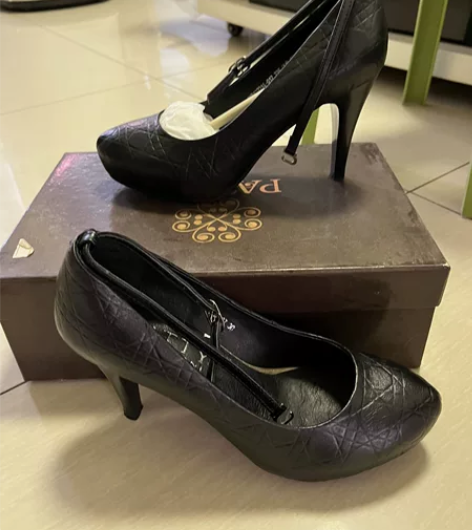 patty巴迪 黑色牛皮女高跟鞋 35码 ...