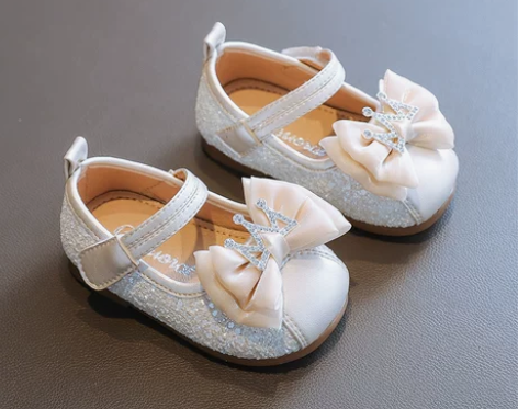 宝宝鞋子夏季婴幼儿学步软底镂空透气单鞋小女...