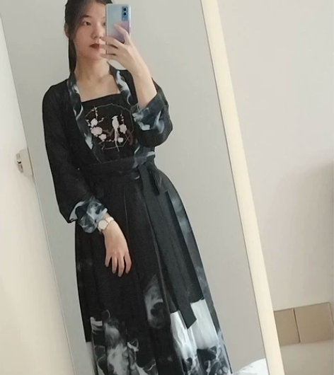 如梦霓裳重明 已绝版s码 非常日常的一套 ...