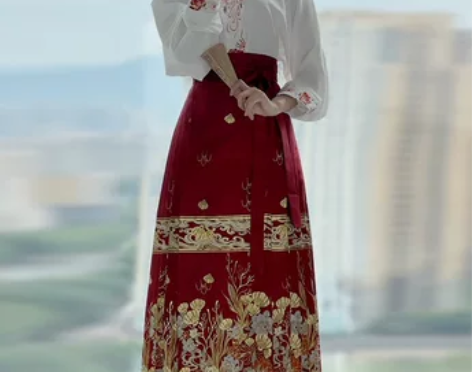 马面裙套装新中式明制汉服女2024新款半身...