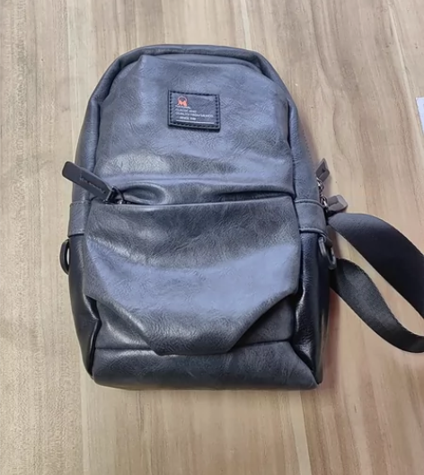 稻草人胸包男潮牌大容量多功能胸前小斜挎包防...