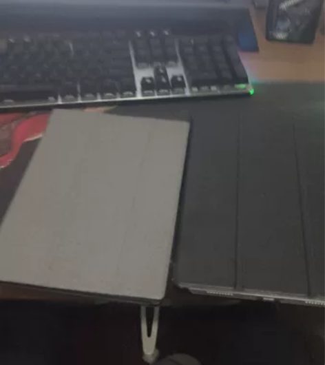 两台二手平板电脑、安卓平板、学习娱乐平板有...