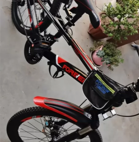 永久自行车 24寸  9.5新，买了孩子几...