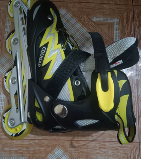 美洲狮溜冰鞋可调大小，成人青年未成年都可穿...