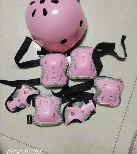 斯威护具7件套 先买的溜冰鞋，怕小孩摔跤，...