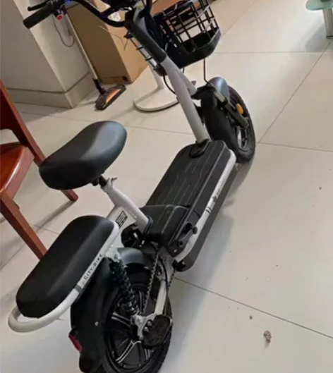 马上回老家过年，急转二手电动车爱玛雅迪小刀...