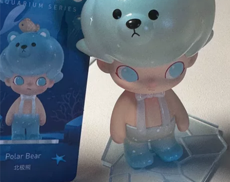 出Dimoo北极熊 有卡无盒 标价120包...