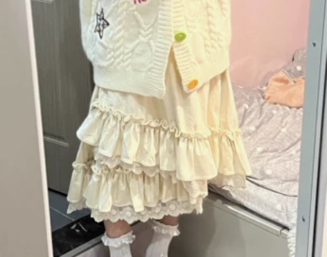 文艺复古法式丝绒米白长裙加厚蕾丝花边大摆蛋...