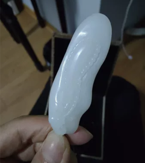 和田玉，玉如意，好物配好人，有缘千里来相会...