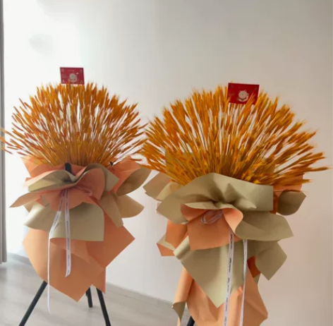 重庆主城区可配送大麦花篮[火] 感兴趣的话...