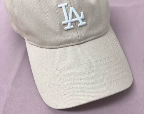 出mlb棒球帽,对象送的,不太喜欢 感兴趣...