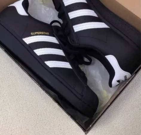 阿迪黑色贝壳头捡漏成功159包邮！ 三叶草...