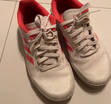 阿迪达斯 运动鞋 板鞋 37.5码 二手物...