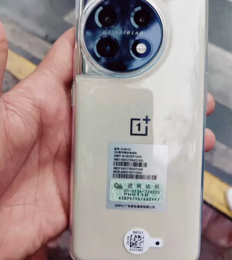 ?一加11 5G 512gb 16gb 1...