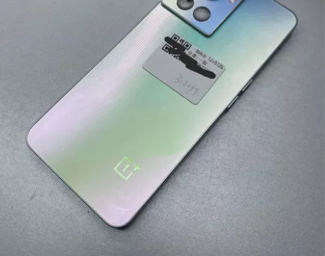 闲置99新 一加ACE   男朋友想给我换...