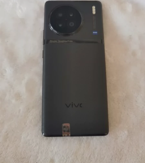 二手vivox90   12+256G成色...