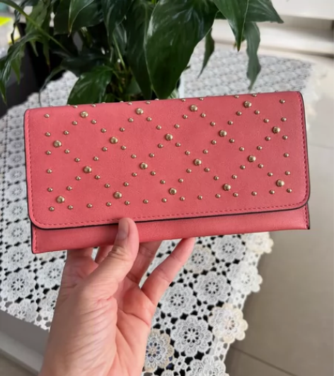 2023时尚新款铆钉系列长款女士钱包女式长...