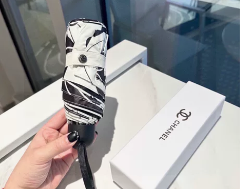 朋友送的闲置CHANL香奈儿雨伞太阳伞遮阳...