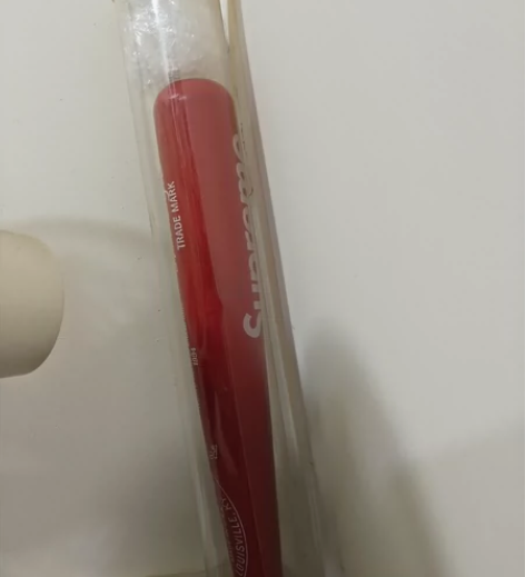 Supreme 棒球棍 2006年产物大球...