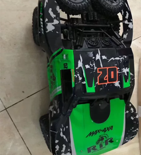 JJR/CD820 山地越野四驱车。越野涉...