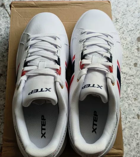 特步微脏40码 感兴趣的话点“我想要”和我...