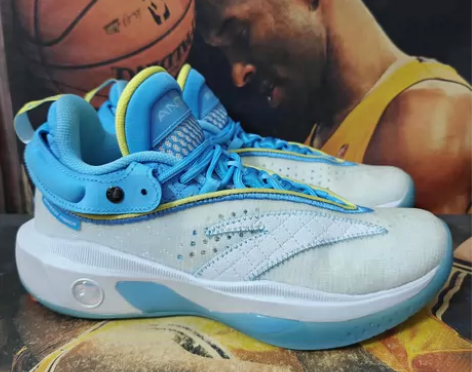 安踏汤普森kt8 42码 无原盒  成色如...