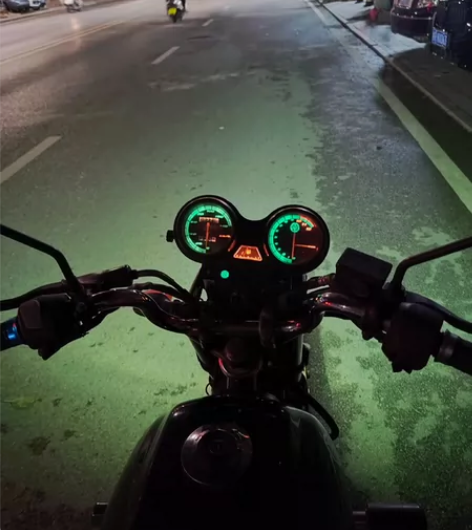 由于本人要用电车，转让本人爱骑，雅马哈天剑...