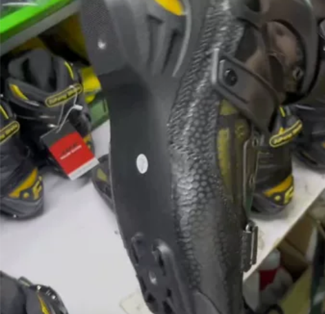 【全新】飓风JU-F战狼hv轮滑鞋平花溜冰...