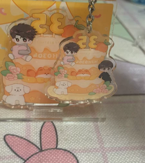 何九华35岁立牌，送钥匙扣 感兴趣的话点“...